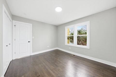 Tiny photo for 10035 S La Salle Street, Chicago, IL 60628 (MLS # 12559880)