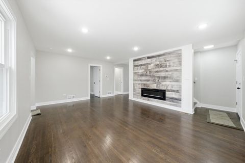 Tiny photo for 10035 S La Salle Street, Chicago, IL 60628 (MLS # 12559880)