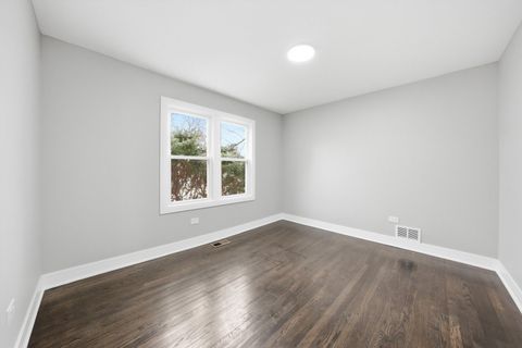 Tiny photo for 10035 S La Salle Street, Chicago, IL 60628 (MLS # 12559880)
