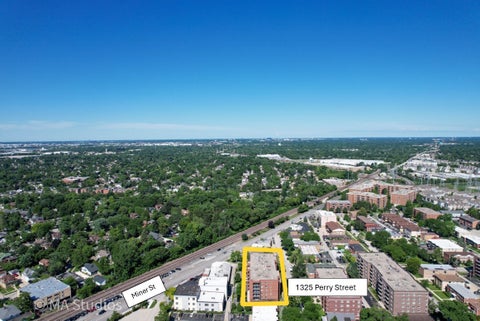 Tiny photo for 1325 PERRY Street #402, Des Plaines, IL 60016 (MLS # 12752009)