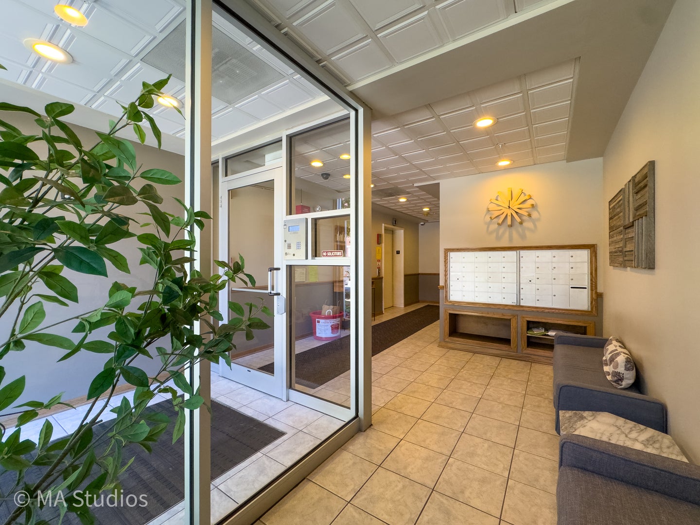 1325 PERRY Street 402
