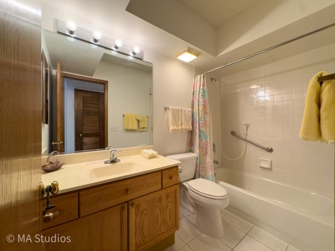 Tiny photo for 1325 PERRY Street #402, Des Plaines, IL 60016 (MLS # 12752009)