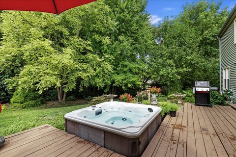 Tiny photo for 1554 Deer Run, Gurnee, IL 60031 (MLS # 12460615)