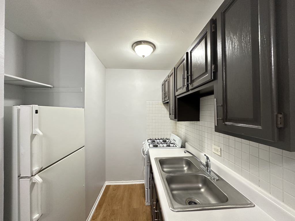 4612 N Beacon Street 2F