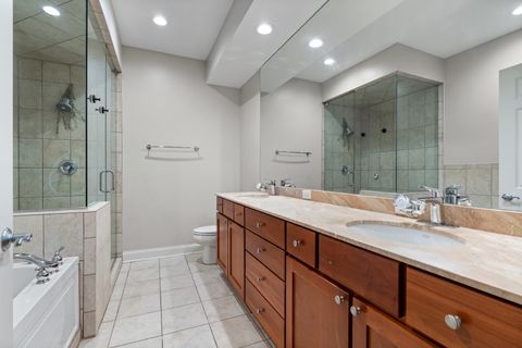 Tiny photo for 1056 W Lawrence Avenue #2C, Chicago, IL 60640 (MLS # 12629775)