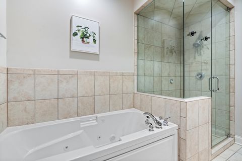 Tiny photo for 1056 W Lawrence Avenue #2C, Chicago, IL 60640 (MLS # 12629775)
