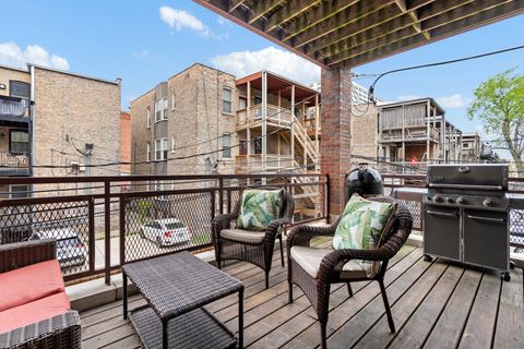 Tiny photo for 1056 W Lawrence Avenue #2C, Chicago, IL 60640 (MLS # 12629775)