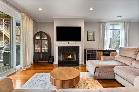 Tiny photo for 1056 W Lawrence Avenue #2C, Chicago, IL 60640 (MLS # 12629775)