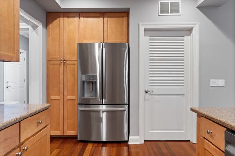 Tiny photo for 1056 W Lawrence Avenue #2C, Chicago, IL 60640 (MLS # 12629775)