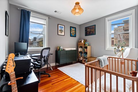 Tiny photo for 1056 W Lawrence Avenue #2C, Chicago, IL 60640 (MLS # 12629775)
