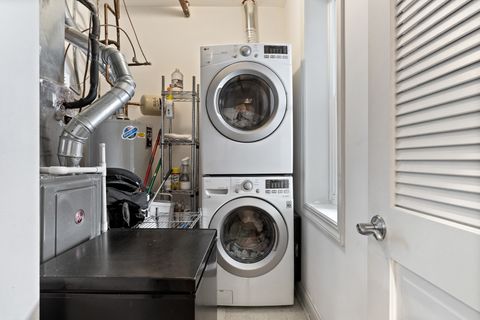 Tiny photo for 1056 W Lawrence Avenue #2C, Chicago, IL 60640 (MLS # 12629775)