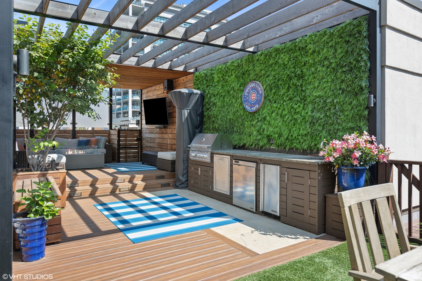 362 W Huron Street B