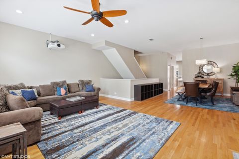 Tiny photo for 362 W Huron Street #B, Chicago, IL 60654 (MLS # 12572424)