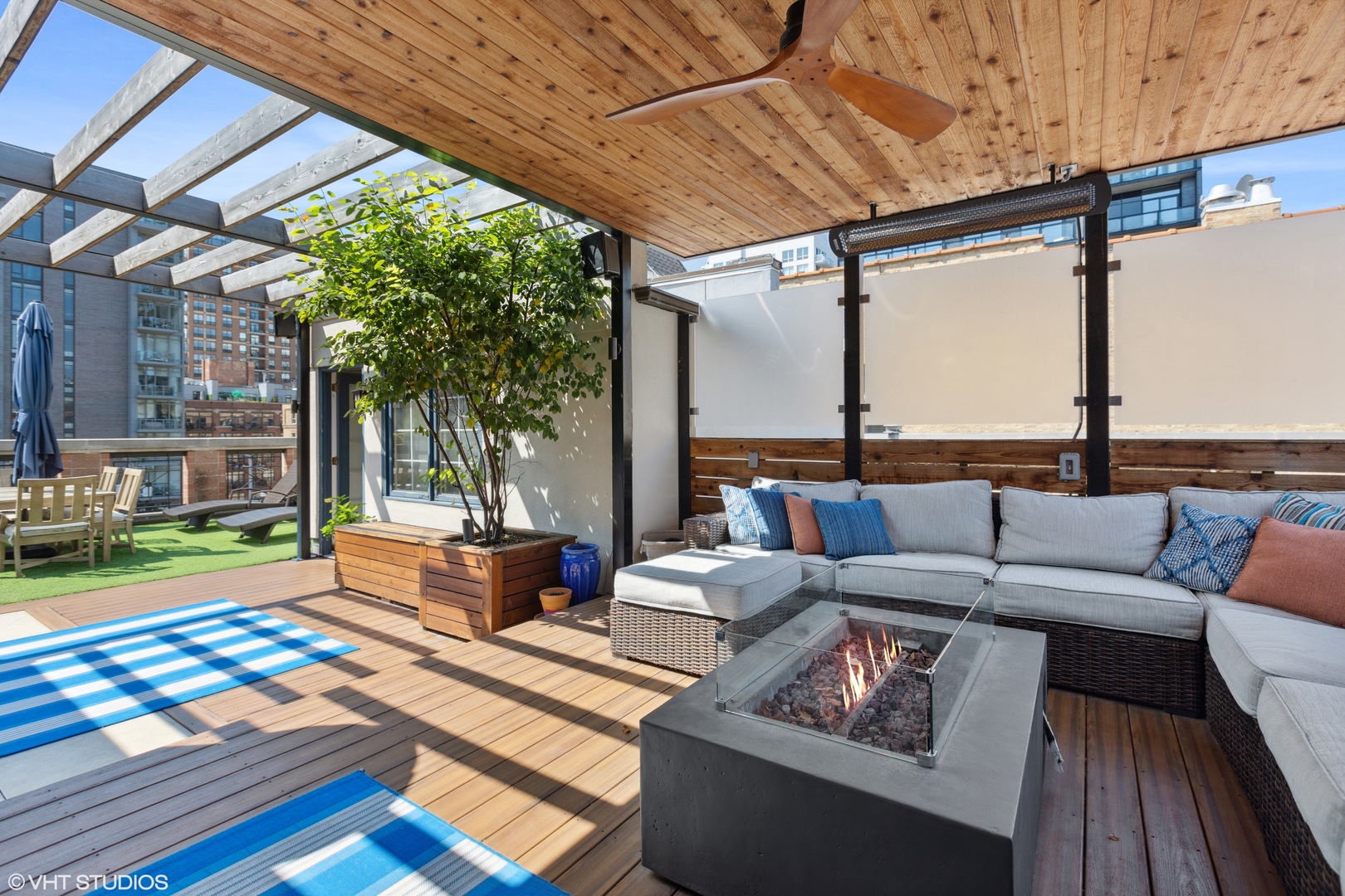 362 W Huron Street B