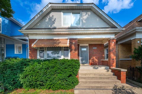 Photo of 3743 N Kimball Street, Chicago, IL 60618 (MLS # 12732233)