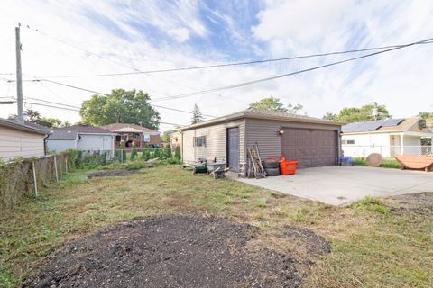 Tiny photo for 11157 Shaw Street, Westchester, IL 60154 (MLS # 12364101)