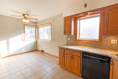 Tiny photo for 11157 Shaw Street, Westchester, IL 60154 (MLS # 12364101)