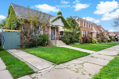 Tiny photo for 5050 S Lavergne Avenue, Chicago, IL 60638 (MLS # 12503586)