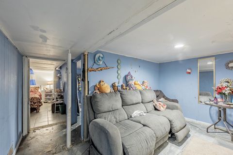 Tiny photo for 2625 W 89th Street, Evergreen Park, IL 60805 (MLS # 12572564)