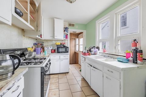 Tiny photo for 2625 W 89th Street, Evergreen Park, IL 60805 (MLS # 12572564)