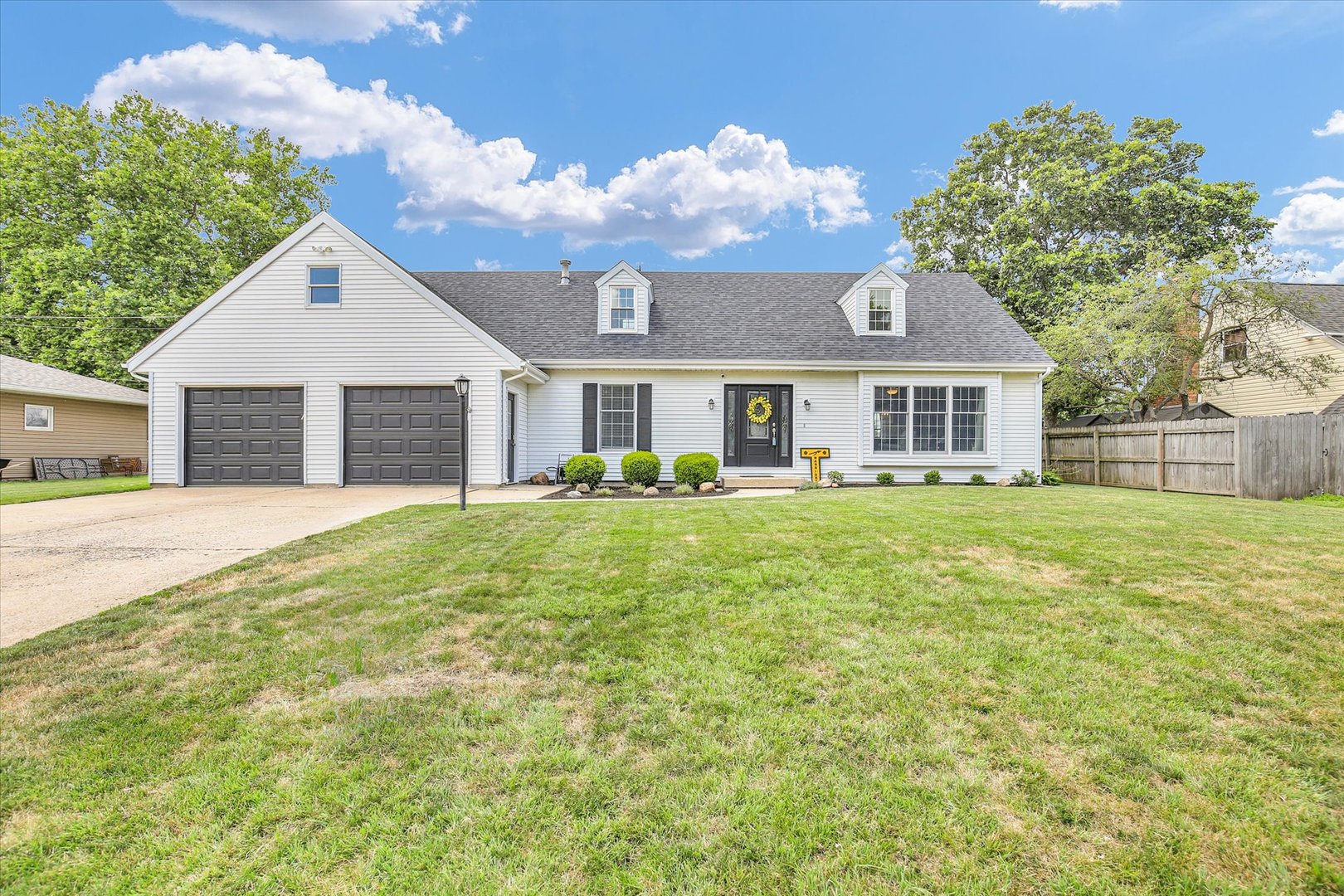 1104 PARKSIDE Drive