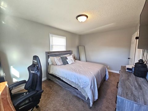 Tiny photo for 1322 Calvin Street, Davenport, IA 52804 (MLS # 12556717)