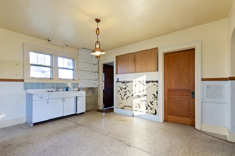 Tiny photo for 1737 N Brinton Avenue, Dixon, IL 61021 (MLS # 12519446)