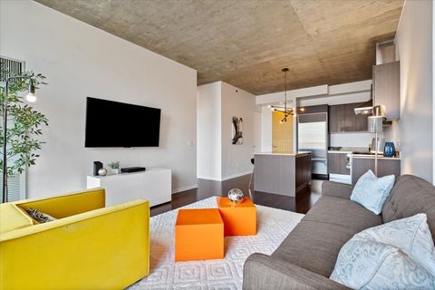 Tiny photo for Chicago, IL 60611 (MLS # 12613636)