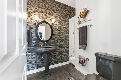 Tiny photo for 6N274 W Ridgewood Lane, St. Charles, IL 60175 (MLS # 12652318)