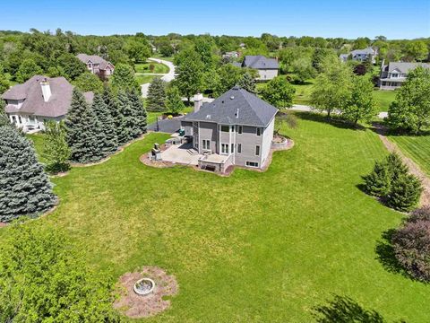Tiny photo for 6N274 W Ridgewood Lane, St. Charles, IL 60175 (MLS # 12652318)