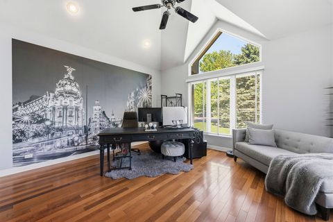 Tiny photo for 6N274 W Ridgewood Lane, St. Charles, IL 60175 (MLS # 12652318)