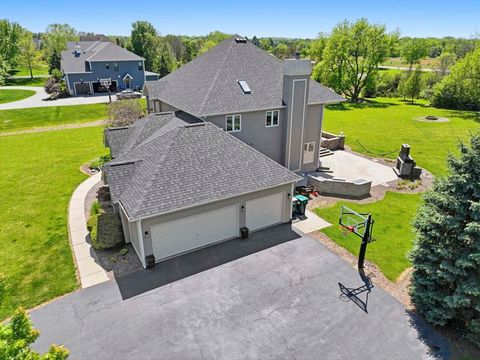 Tiny photo for 6N274 W Ridgewood Lane, St. Charles, IL 60175 (MLS # 12652318)
