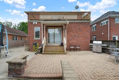 Tiny photo for 1712 Woodland Avenue, Park Ridge, IL 60068 (MLS # 12509376)