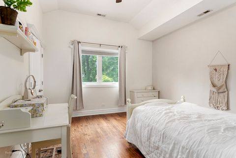 Tiny photo for 1712 Woodland Avenue, Park Ridge, IL 60068 (MLS # 12509376)