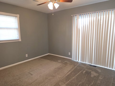 Tiny photo for 709 Parkside Circle, Streamwood, IL 60107 (MLS # 12744638)