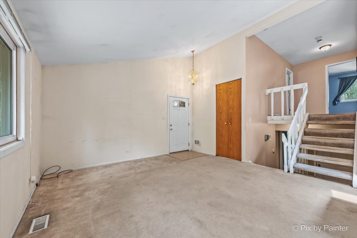 206 Troy Lane