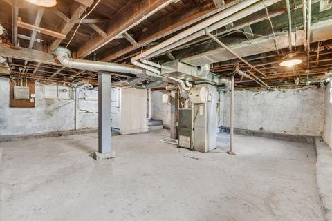 Tiny photo for 706 N Howell Street, Davenport, IA 52802 (MLS # 12625338)
