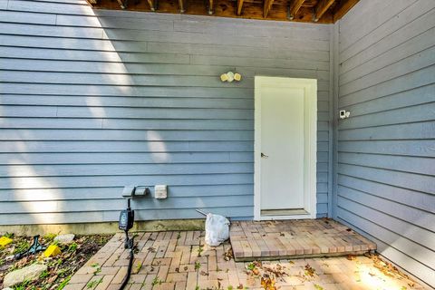 listing image 50