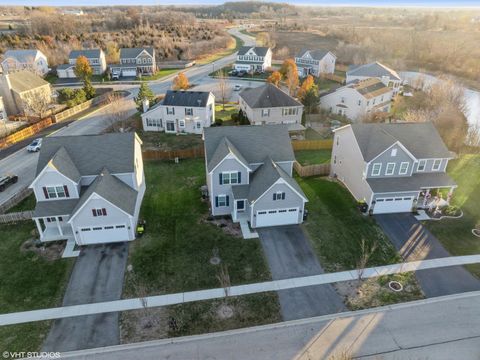 A home in Lakemoor