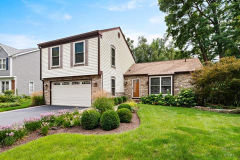 Photo of Fox River Grove, IL 60021 (MLS # 12733752)