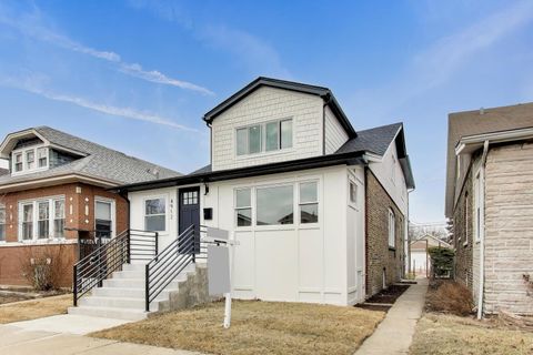 Tiny photo for 4912 W Drummond Place, Chicago, IL 60639 (MLS # 12496341)