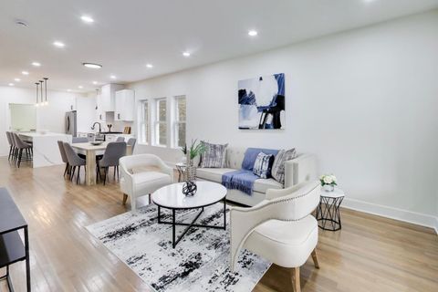 Tiny photo for 4912 W Drummond Place, Chicago, IL 60639 (MLS # 12496341)