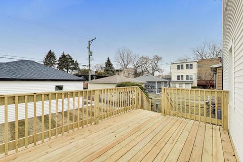 Tiny photo for 4912 W Drummond Place, Chicago, IL 60639 (MLS # 12496341)