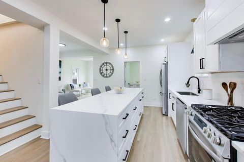 Tiny photo for 4912 W Drummond Place, Chicago, IL 60639 (MLS # 12496341)