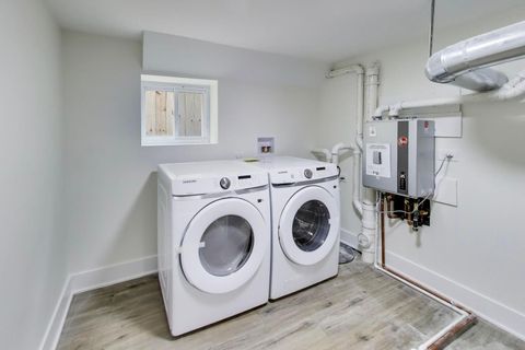 Tiny photo for 4912 W Drummond Place, Chicago, IL 60639 (MLS # 12496341)