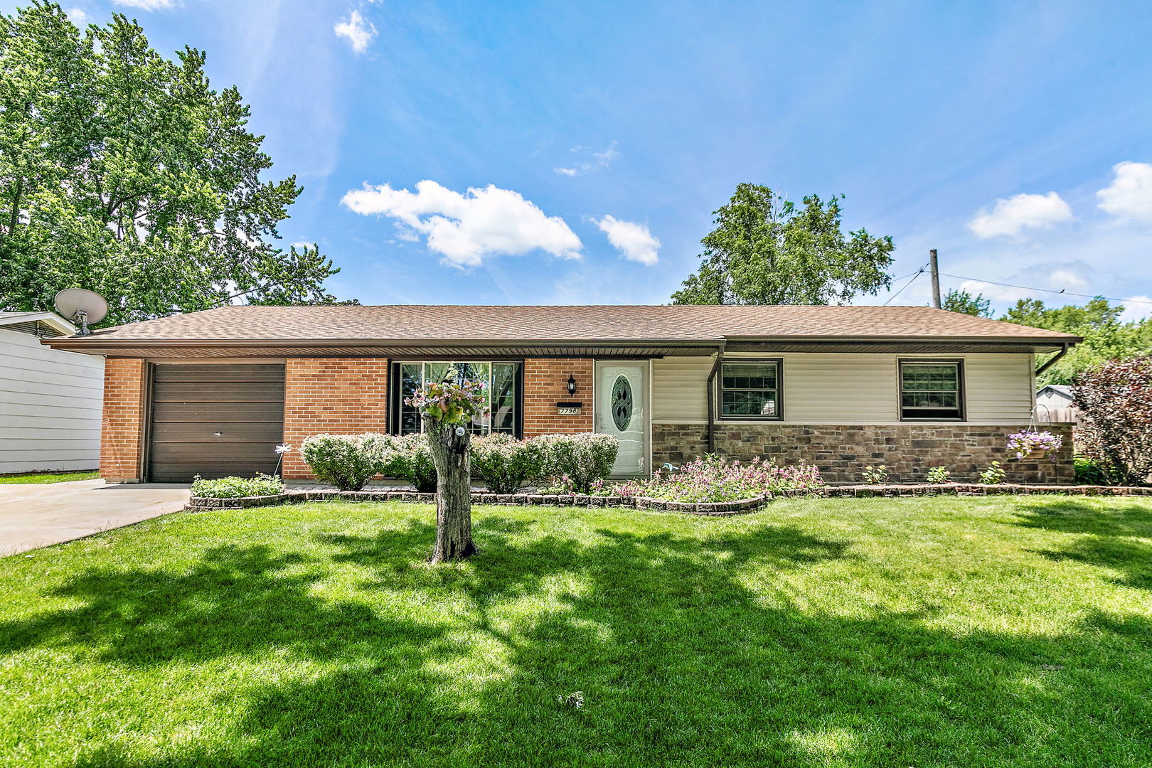 7798 Kingsbury Drive
