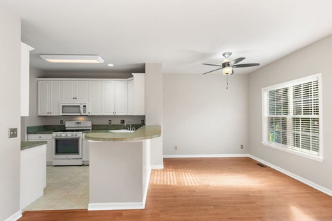 Tiny photo for 1075 Castleshire Drive #1075, Woodstock, IL 60098 (MLS # 12752161)