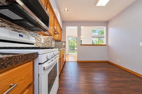 Tiny photo for 1932 BLACKBERRY Lane, Hoffman Estates, IL 60169 (MLS # 12780191)