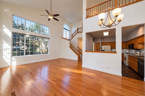 Tiny photo for 1932 BLACKBERRY Lane, Hoffman Estates, IL 60169 (MLS # 12780191)