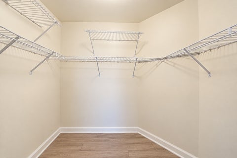 Tiny photo for 1932 BLACKBERRY Lane, Hoffman Estates, IL 60169 (MLS # 12780191)